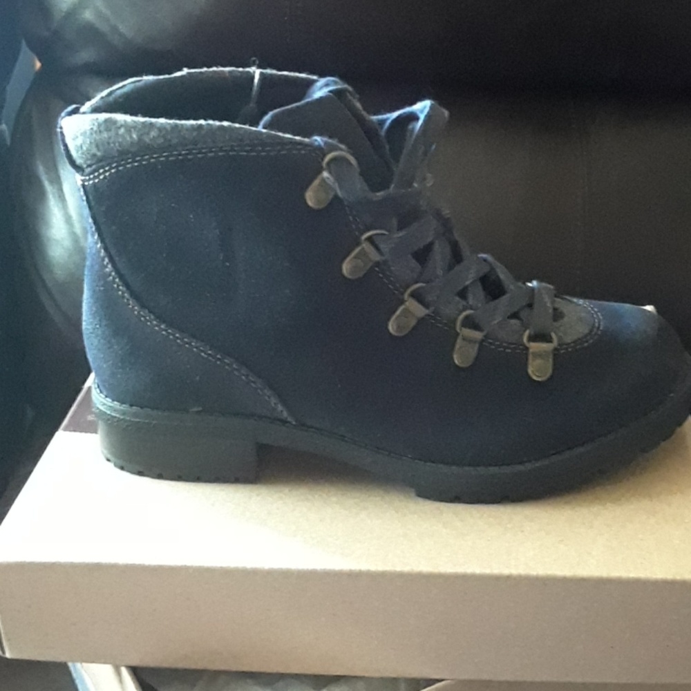 Clark's Navy blue Boots